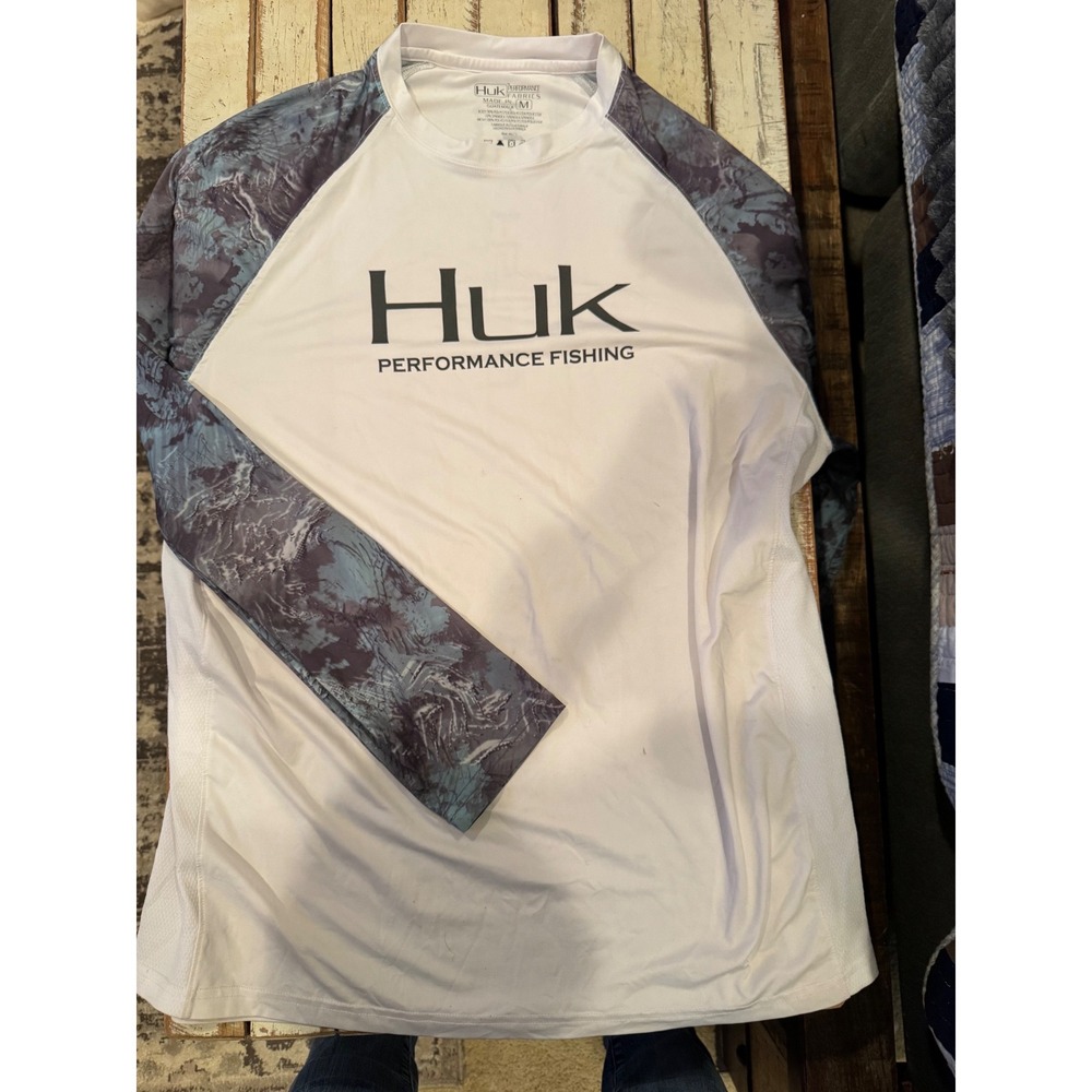 Huk Performance Fishing Shirt Mens Medium Long Sleeve White Blue Raglan Sun Tee